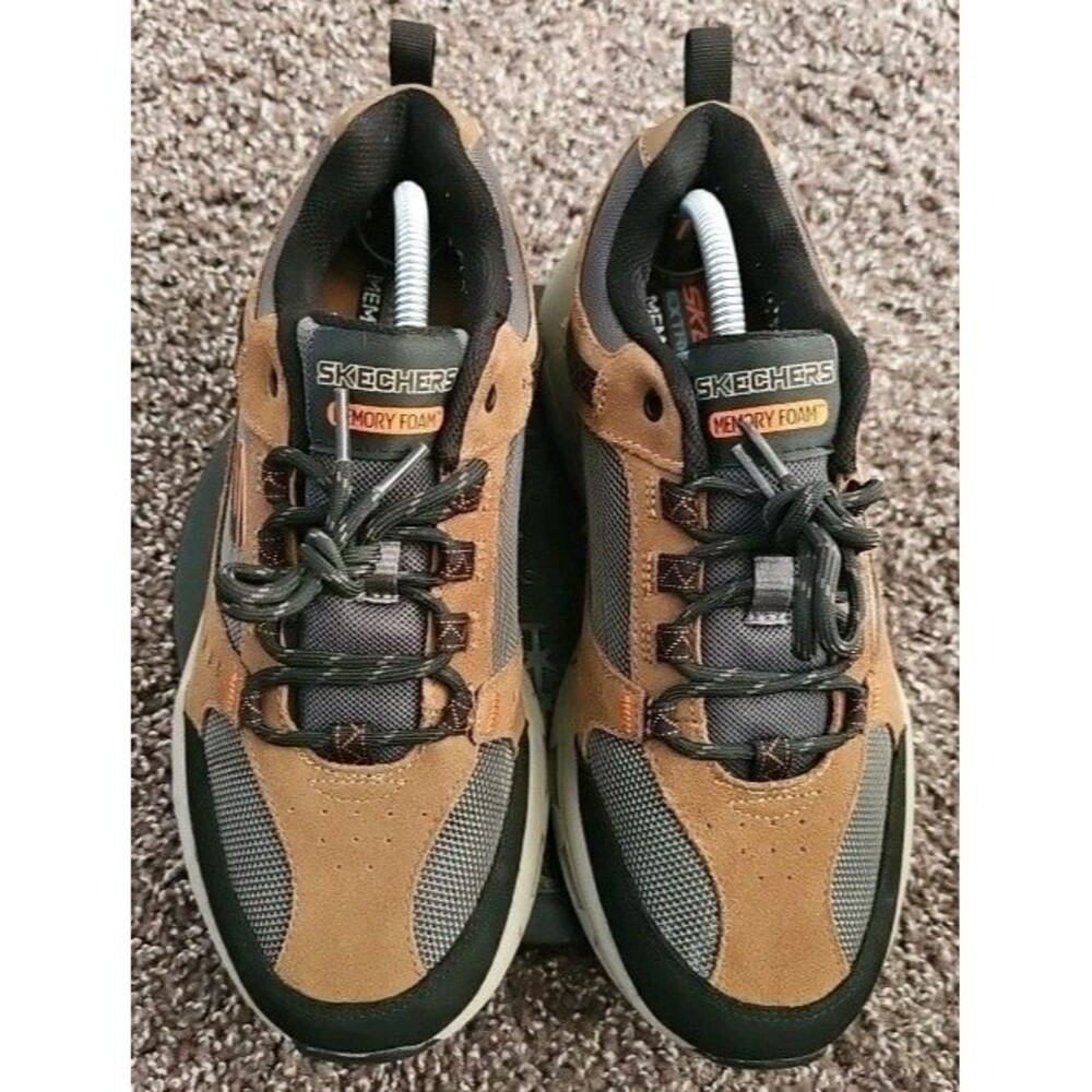 Skechers Men's Size 8.5 Oak Canyon. Brown and Black Suede. Breathable. Pilling